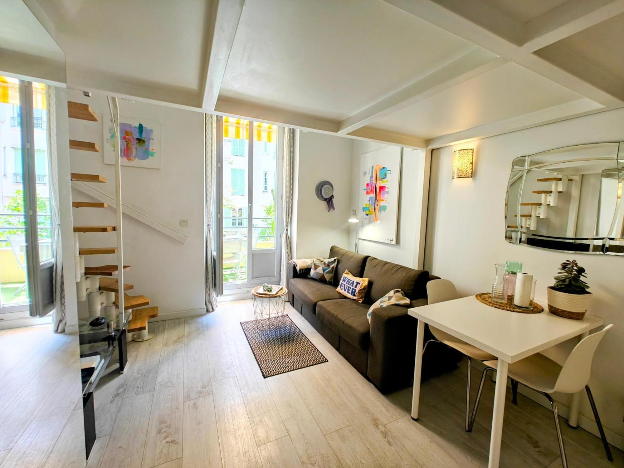 شقة Duplex Central Close Beaches And Shops And Balcony نيس المظهر الخارجي الصورة